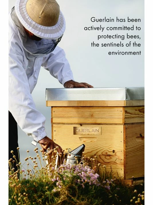 Guerlain Abeille Royale Advanced Youth Watery Oil 9 Guerlain Abeille Royale Advanced Youth Watery Oil - Image 7