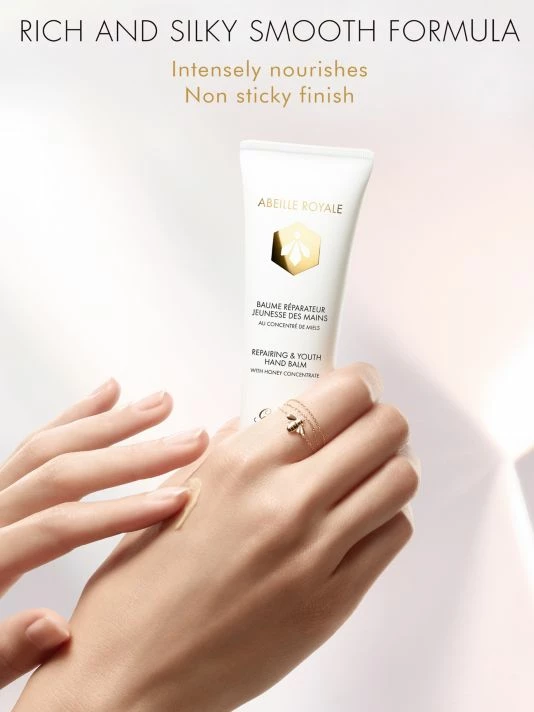 Guerlain Abeille Royale Repairing & Youth Hand Balm 7 Guerlain Abeille Royale Repairing & Youth Hand Balm - Image 5